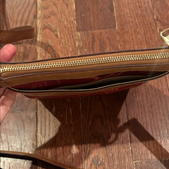 Ralph Lauren Red and Tan Crossbody Bag - Picture 9 of 11
